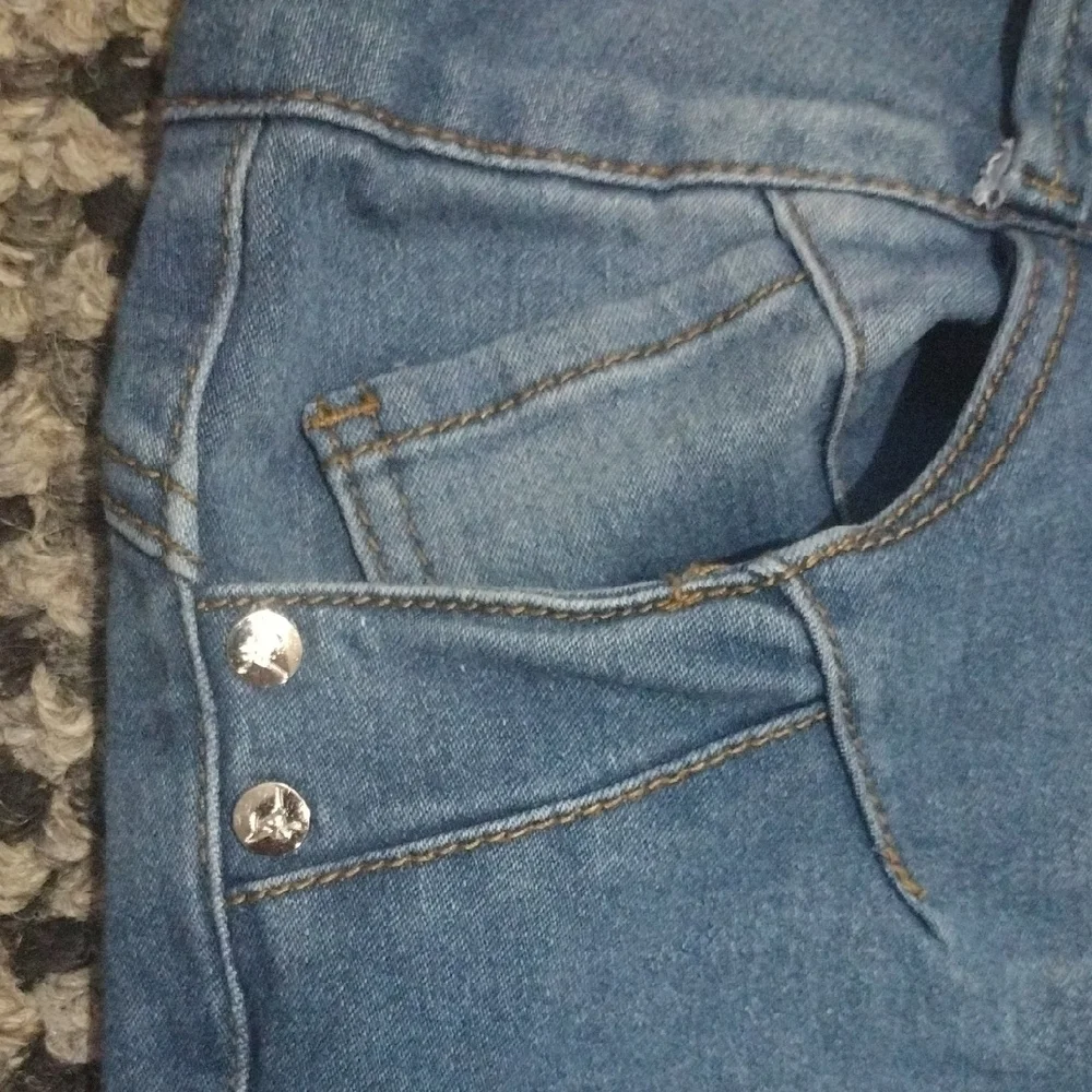 Stylish Blue Ankle-Length Women's Jeans - Picture 3 of 14